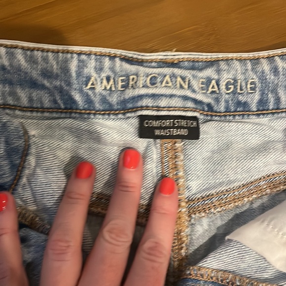 AE High-Waisted Denim
Tomgirl Midi Short - Picture 3 of 5